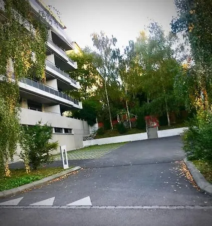 178 Good Location Spacious And Free Parking Included * 洛桑