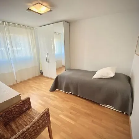 Apartman 178 Good Location Spacious And Free Parking Included Lausanne